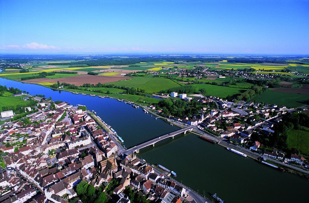 Auberge De La Marine Losne Exteriör bild